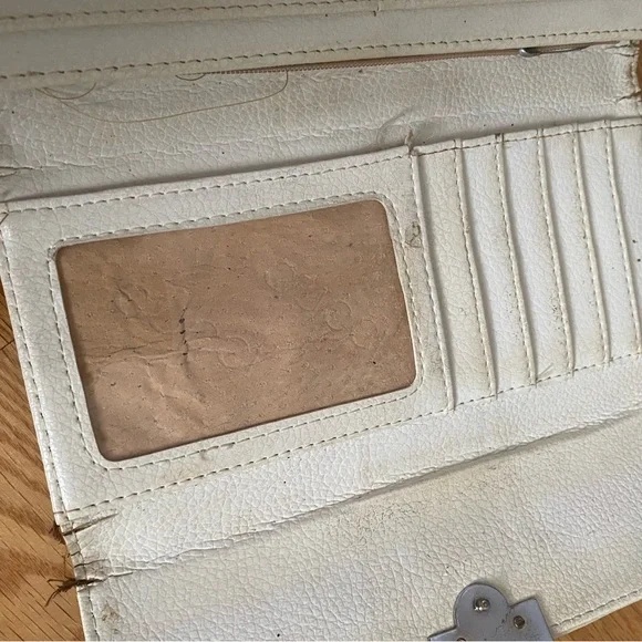 Vintage Gucci Wallet - Picture 4 of 6